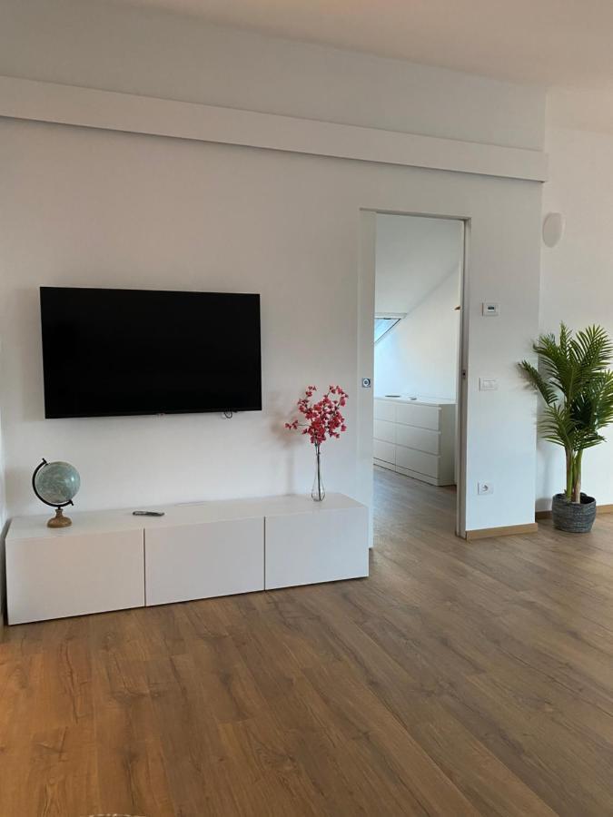 Sky View Apartment Como Exterior foto